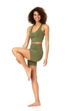 Anne Cole Active - V Neck Crop Top 10 Anne Cole Active - V Neck Crop Top -Chic Swimwear Shop 21MT239 21MB378 GREENGOOSE 3836