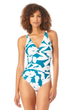 Anne Cole - Cutout Twist One Piece Swimsuit