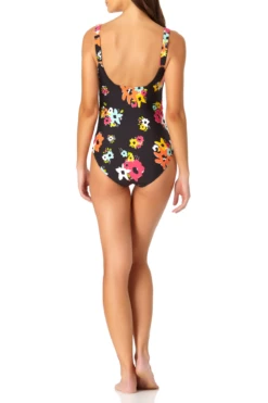 Anne Cole - Sweetheart U Trim One Piece Swimsuit -Chic Swimwear Shop anne cole island bloom sweetheart u trim ruched one piece back 826 21MO075272